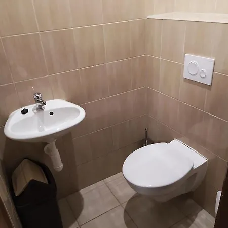 Tourist Maria Hostel *